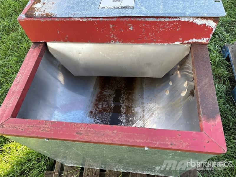 Hoskins C3626 Livestock Waterer Utilaje si accesorii folosite la cresterea animalelor