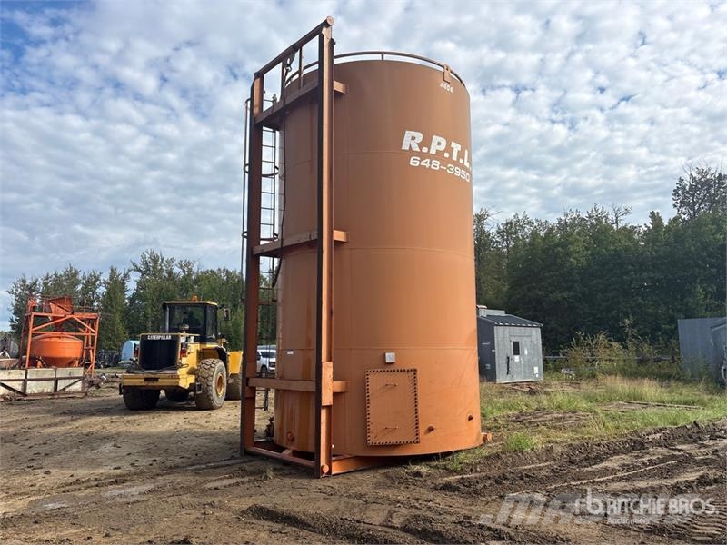 Hot Pass 400 bbl Sloped Bottom Tank Polttoaine- ja lisäainesäiliöt