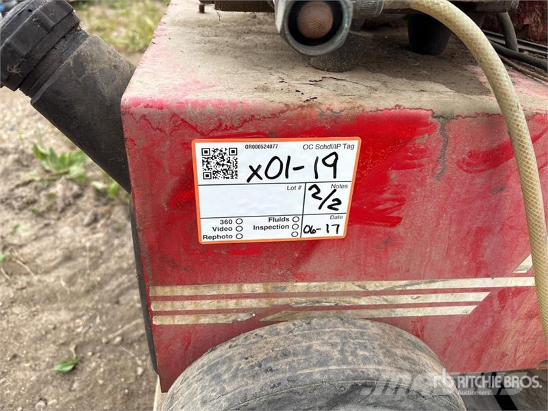 Hotsy 560SS Pressure Washer (Inoperable) Low pressure cleaner