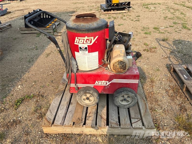 Hotsy 560SS Pressure Washer (Inoperable) Low pressure cleaner