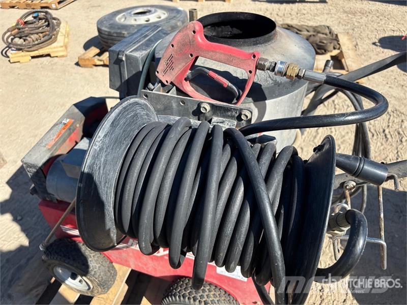 Hotsy Pressure Washer Nízkotlakové myčky
