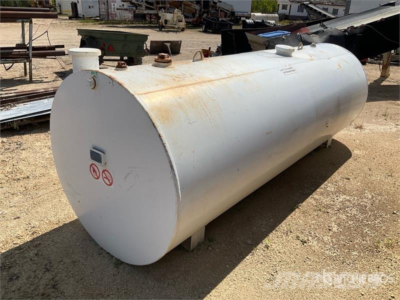 Huge L Steel 1000 gal Portable Steel Diesel Fuel Tank Nádrže na palivo a aditiva