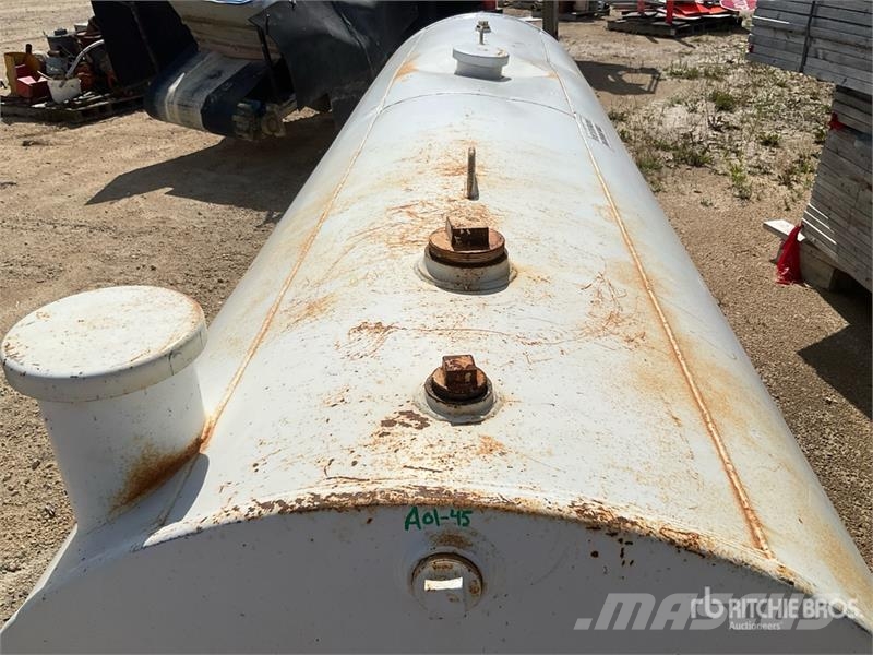Huge L Steel 1000 gal Portable Steel Diesel Fuel Tank Nádrže na palivo a aditiva