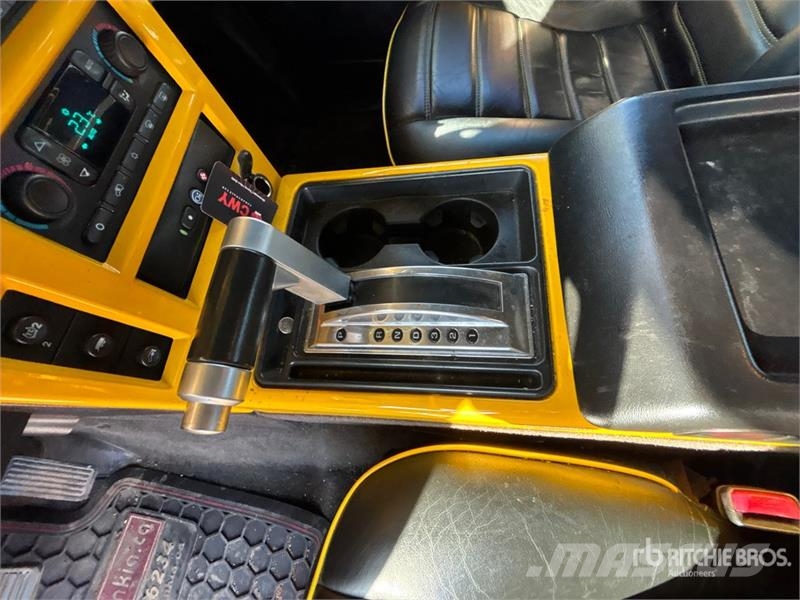 Hummer H2 Automobili