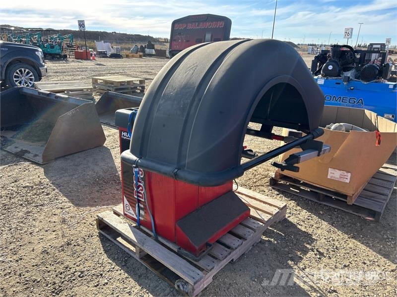 Hunter DSP9600 Semi Automatic Wheel Balancer مكونات أخرى