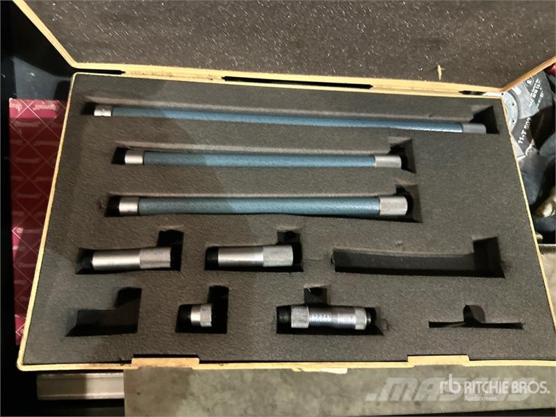 Husky 11 Drawer Tool Box معدات البناء - غير ذلك