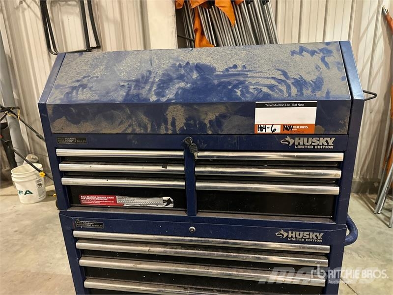 Husky 11 Drawer Tool Box معدات البناء - غير ذلك