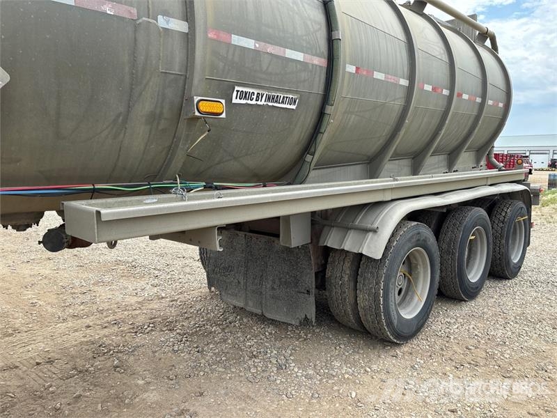 Hutchinson 10250 gal Tri/A Tanker Trailer مقطورات ذات صهاريج