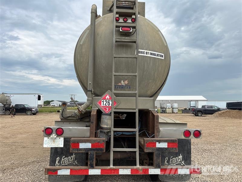Hutchinson 10250 gal Tri/A Tanker Trailer مقطورات ذات صهاريج