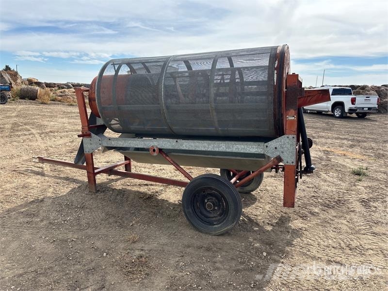 Hutchinson 1500 Grain Cleaner معدات تنظيف الحبوب