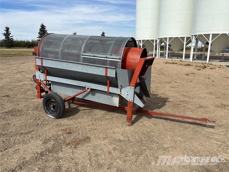 Hutchinson 1500 Grain Cleaner معدات تنظيف الحبوب