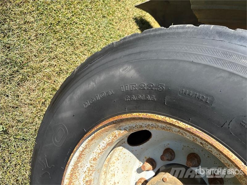 Hutchinson 38000 L Tri/A Tanker Trailer مقطورات ذات صهاريج