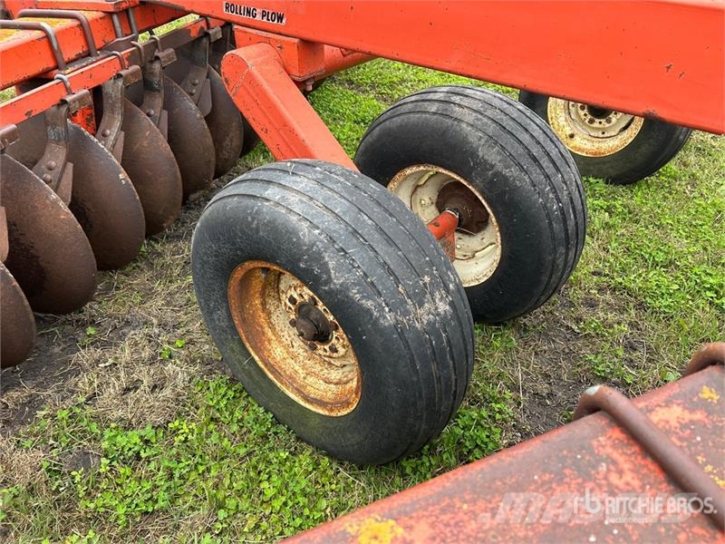 Hutchmaster 20 ft Offset Disc Skålharver