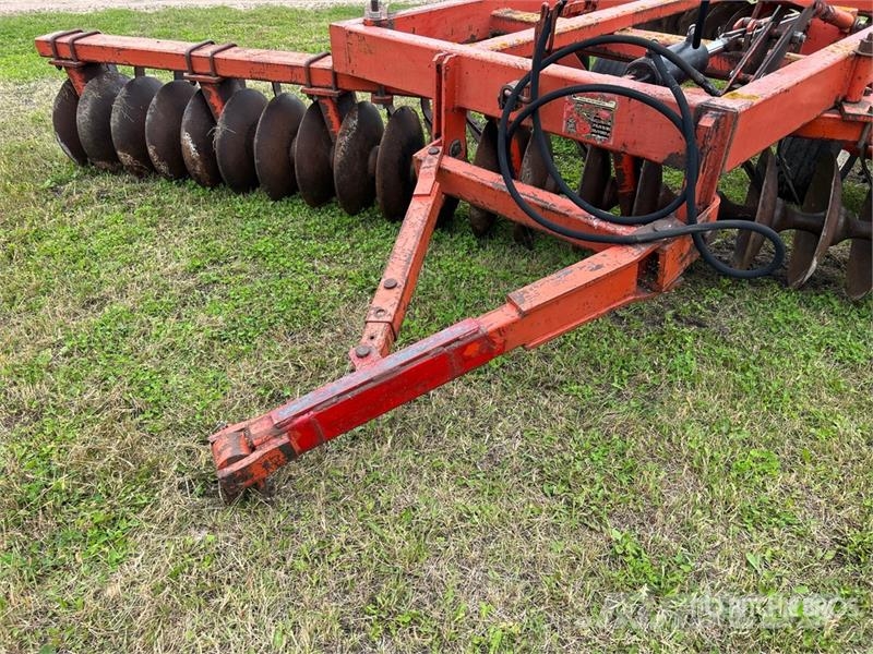 Hutchmaster 20 ft Offset Disc Skålharver