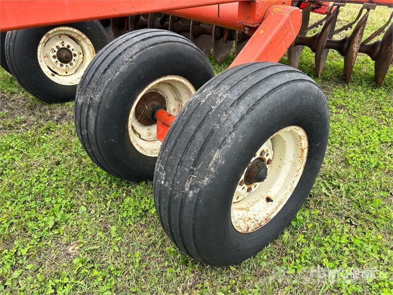 Hutchmaster 20 ft Offset Disc Skålharver