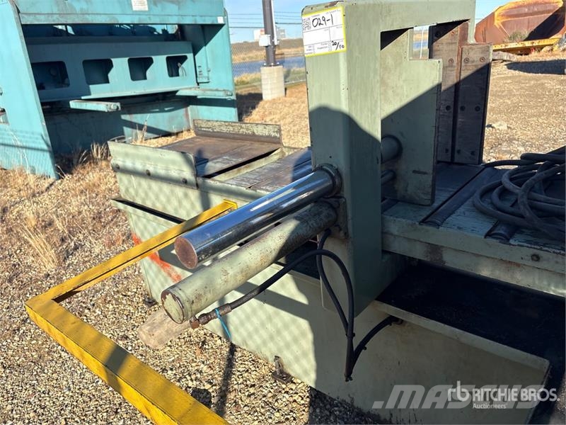 Hyd-Mech S-23A Band Saw Sonstige Baumaschinen