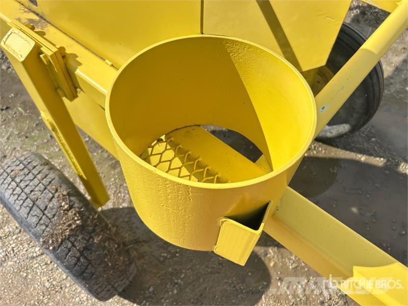 Hydraulic 8 ft Grain Bag Roller Landbrug - Andet