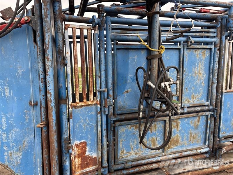 Hydraulic Bison Squeeze Chute Landbrug - Andet