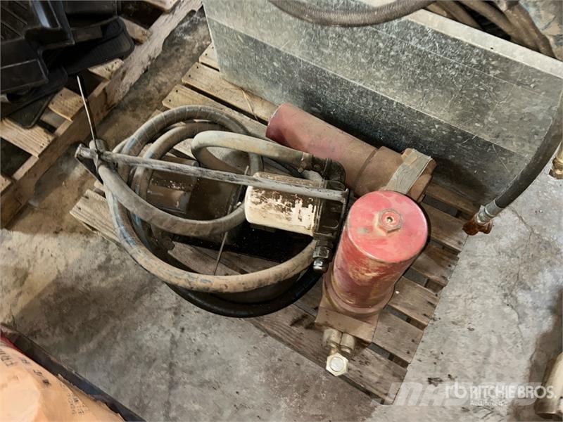 Hydraulic Cylinder, Pump & Hose Drugi deli