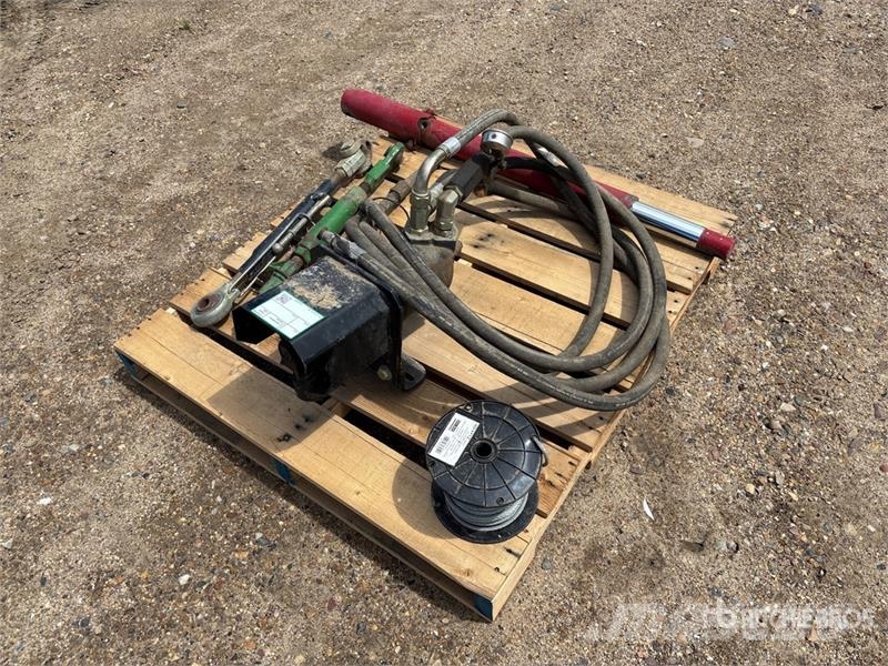 Hydraulic Drive - Fits Brent 880 Grain Cart Kiti naudoti statybos komponentai
