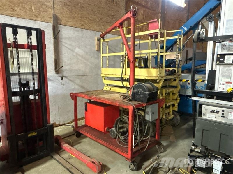 Hydraulic Personnel Lift with Work Platform Drugi deli