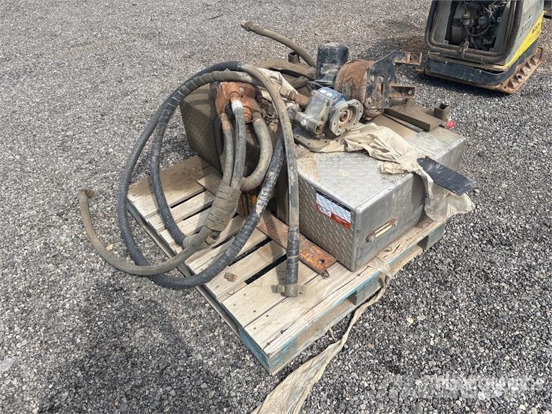 Hydraulic Tank/wet kit - Fits Heavy Haul Tractor Drugi deli