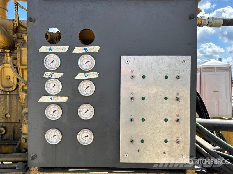 Hydraulic Test Bench - Fits Volvo/Champion Transmi Компоненты строительной техники