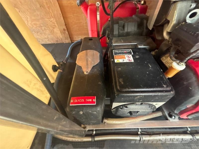 Hydro Tek Utility 14 ft T/A Pressure Washer Enclos Prikolice sa sandukom
