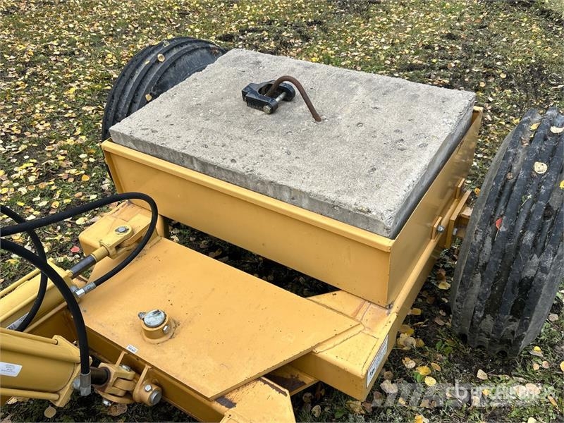 HyGrade 1400RS 2 Tire Hydraulic 14 ft Pull Scraper Скрепери