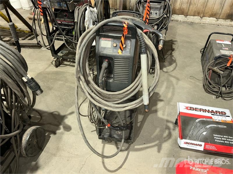 HYPERTHERM 85 Plasma Cutter Attrezzature per saldature