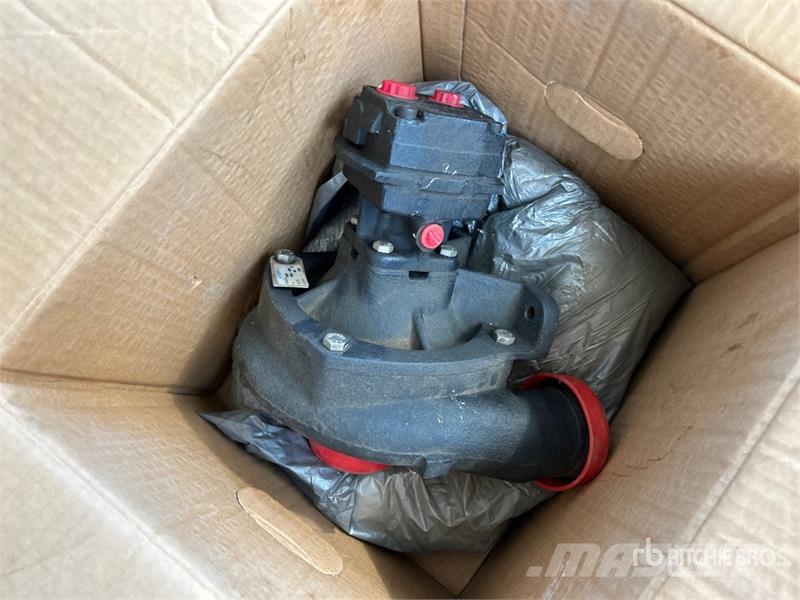 Hypro 93103 Sprayer Pump - Fits New Holland 275F Drugi deli