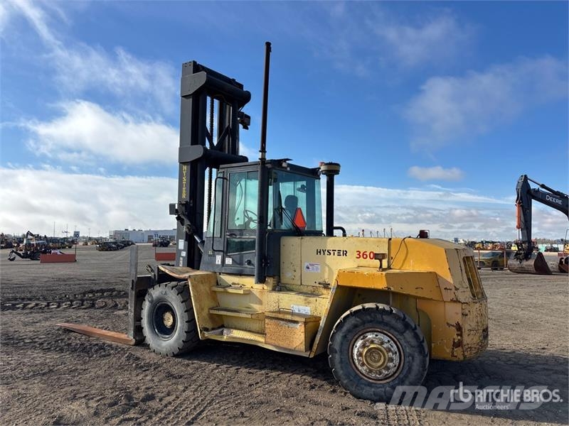 Hyster 360XL 33900 lb 4x4 Rough Terrain Forklift Навантажувачі підвищеної прохідності