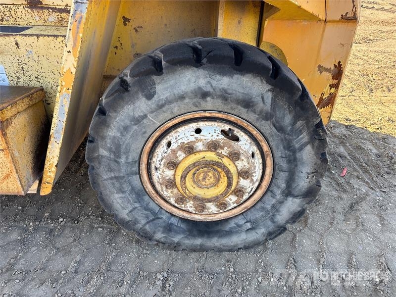 Hyster 360XL 33900 lb 4x4 Rough Terrain Forklift Навантажувачі підвищеної прохідності