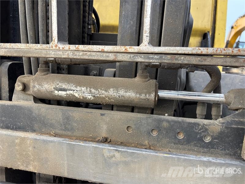 Hyster H 6.0 FT 5350 lb Pneumatic Tire Forklift Другие складские механизмы