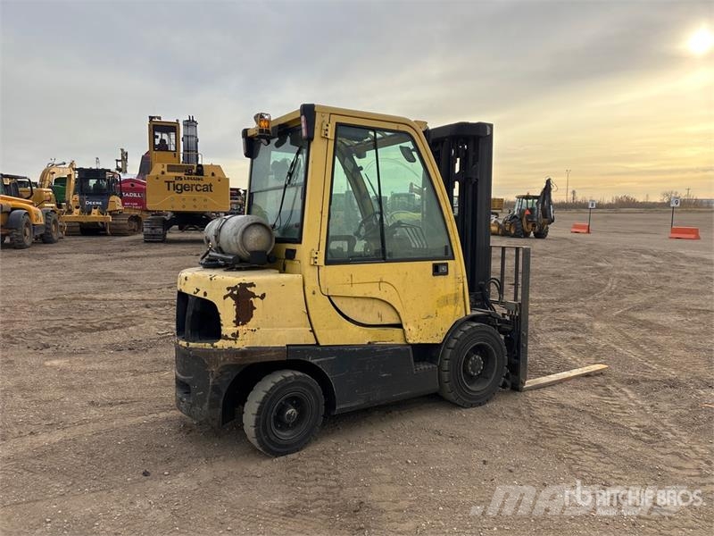 Hyster H 6.0 FT 5350 lb Pneumatic Tire Forklift Другие складские механизмы