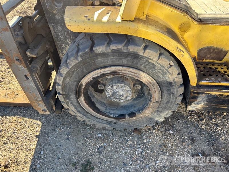 Hyster H60XL/XM 6000 lb Pneumatic Tire Forklift Kahveltõstukid - muud