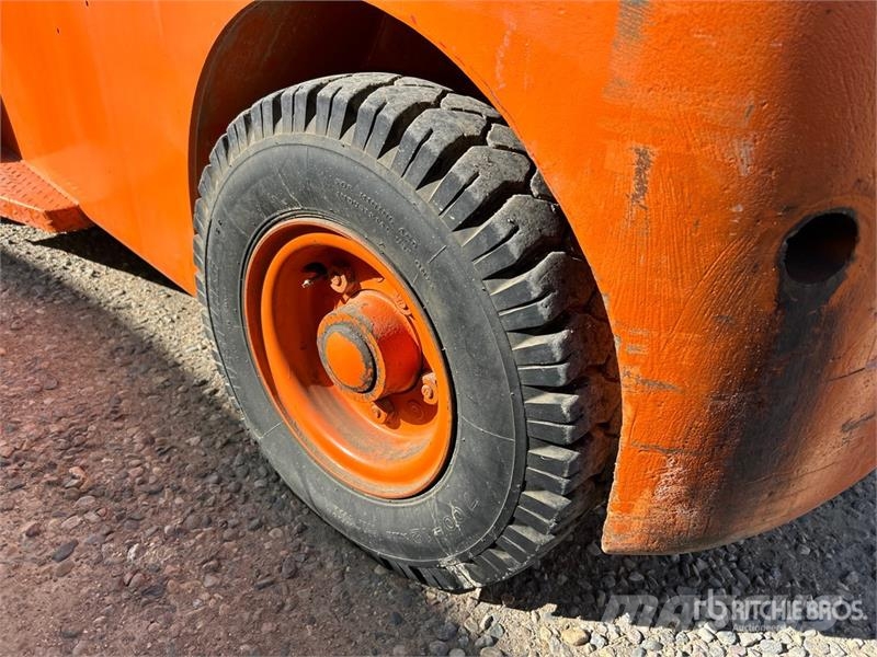 Hyster Pneumatic Tire Forklift Viljuškari - ostalo