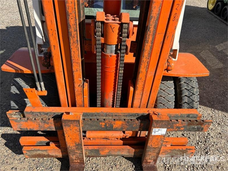 Hyster Pneumatic Tire Forklift Viljuškari - ostalo