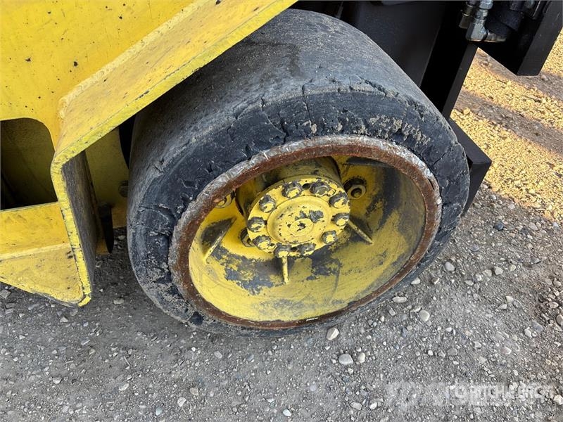 Hyster S100XL 8900 lb Cushion Tire Forklift Інше