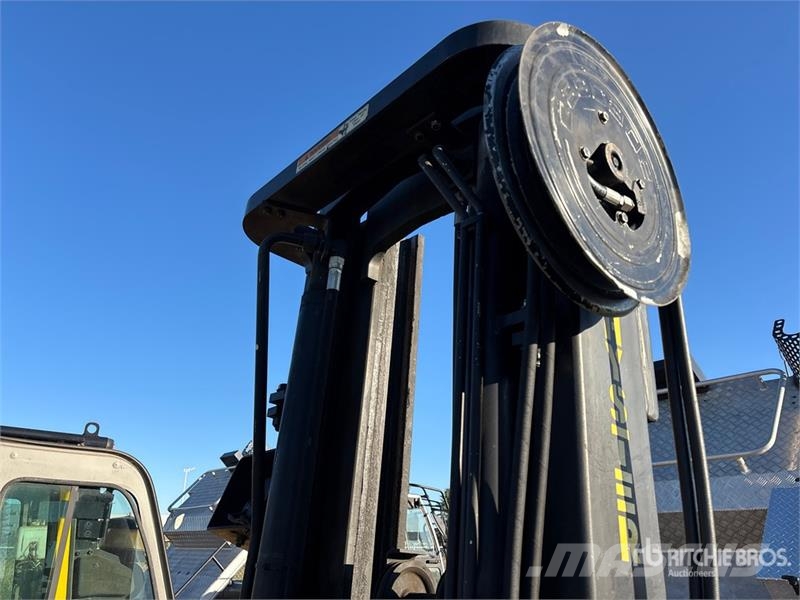 Hyster S100XL 8900 lb Cushion Tire Forklift Інше