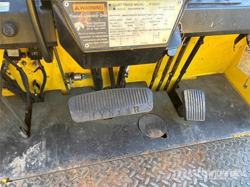 Hyster S100XL 8900 lb Cushion Tire Forklift Інше