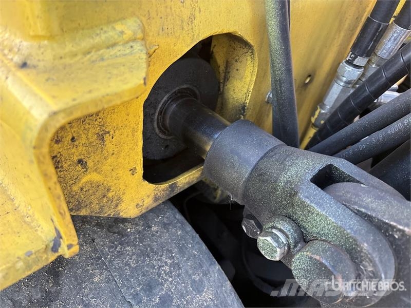 Hyster S100XL 8900 lb Cushion Tire Forklift Інше