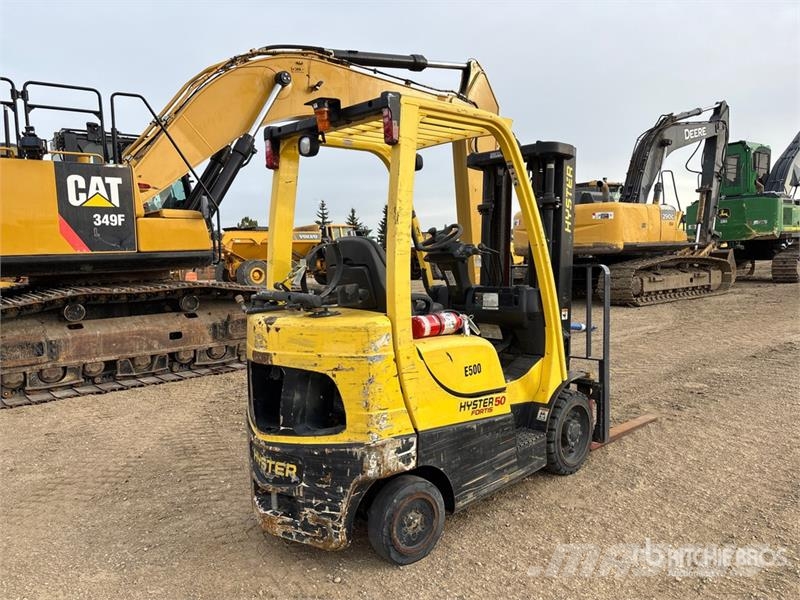 Hyster S50FT 4800 lb Cushion Tire Forklift شاحنات ذات رافعات شوكية - أخرى