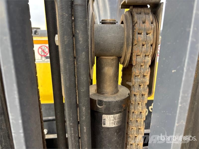 Hyster S50FT 4800 lb Cushion Tire Forklift شاحنات ذات رافعات شوكية - أخرى