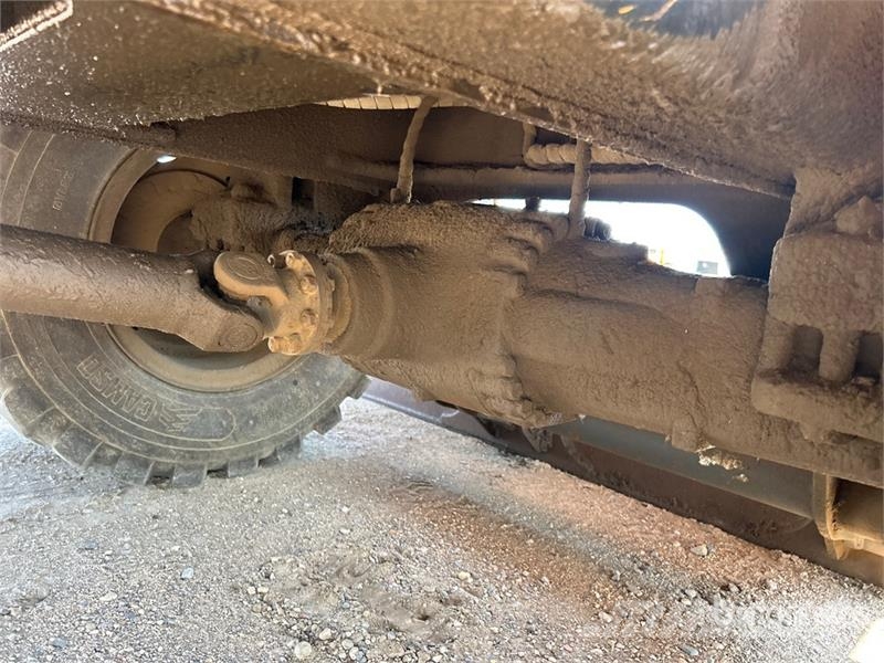 Hyundai 140W-7 Wheel Excavator Колёсные экскаваторы