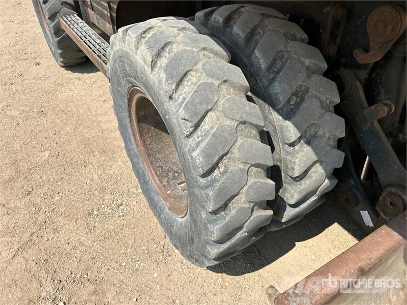 Hyundai 140W-7 Wheel Excavator Колёсные экскаваторы