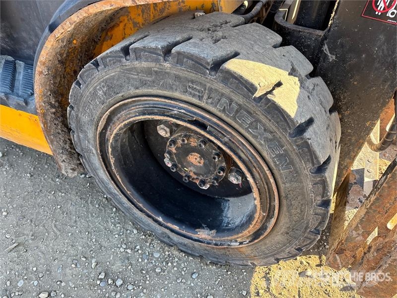 Hyundai 30L-9A 5890 lb Cushion Tire Forklift Viličarji - drugo