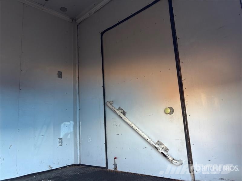 Hyundai 41 ft T/A Mobile Heat Control Centre Equipamiento para el procesado