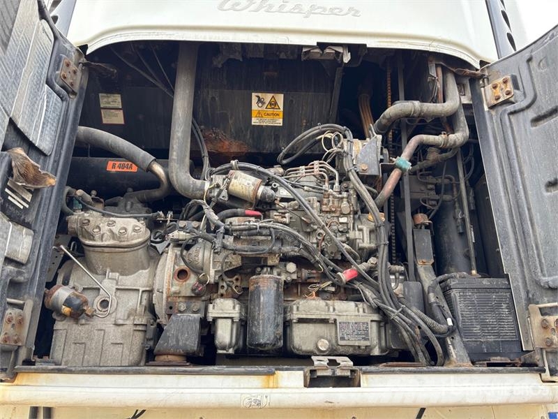 Hyundai 53 ft x 102 in T/A Multi -Temp Refrigerated Traile Температурно-контролирани полуремаркета
