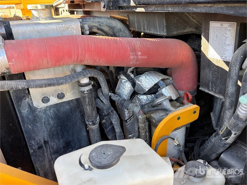 Hyundai 70D-9 15500 lb 4x2 Rough Terrain Forklift Vanterenski viljuškar